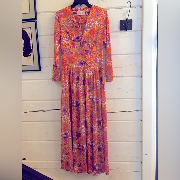 Vintage 1970’s hostess lounge Maxie dress - Picture 1 of 10